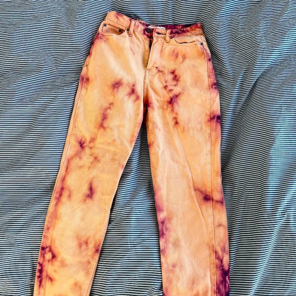 Retro tie dye mom jeans - sz 0 / 32 EU